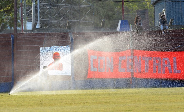 Parque Palermo, durante un partido Central Español – Deportivo Maldonado. (archivo, noviembre de 2017) · Foto: Pablo Vignali