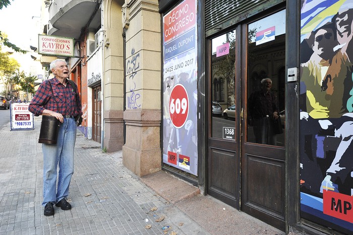 Ernesto Agazzi, ayer, cuando llegaba a la reunión del ejecutivo del MPP. Foto: Federico Gutiérrez · Foto: Federico Gutiérrez