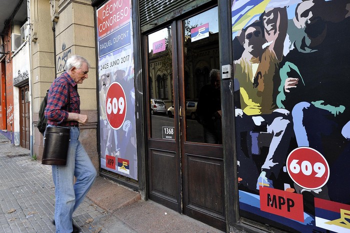 Ernesto Agazzi llegando al local del MPP (archivo, mayo 2018). · Foto: Federico Gutiérrez