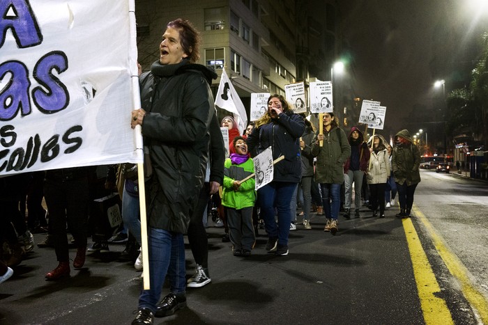 Hoy 17 de julio, se realizó una nueva alerta feminista en la avenida 18 de julio. · Foto: Mariana Greif