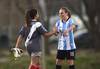 Martina Bentancor, golera de Santa Bárbara y Lusmila Giménez, de Palmirense. (archivo, agosto 2018) · Foto: Fernando Morán Martina Bentancor, golera de Santa Bárbara y Lusmila Giménez, de Palmirense. (archivo, agosto 2018) · Foto: Fernando Morán