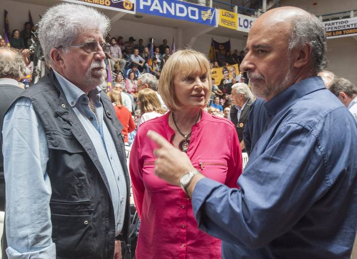 Esteban Valenti, Selva Andreoli y Pablo Mieres (archivo, noviembre de 2018).  · Foto: Federico Gutiérrez