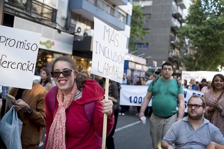 Séptima Marcha por Accesibilidad e Inclusión, desde la Udelar hasta la explanada municipal, el 3 de diciembre, Día Internacional de las Personas con Discapacidad. · Foto: Ricardo Antúnez Séptima Marcha por Accesibilidad e Inclusión, desde la Udelar hasta la explanada municipal, el 3 de diciembre, Día Internacional de las Personas con Discapacidad. · Foto: Ricardo Antúnez