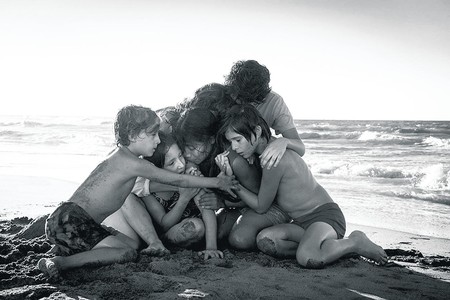 Foto principal del artículo 'El maestro del background: "Roma", de Alfonso Cuarón' Foto principal del artículo 'El maestro del background: "Roma", de Alfonso Cuarón'