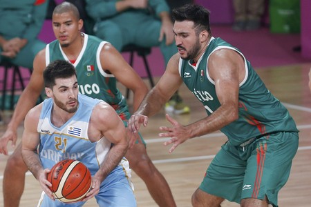 Luciano Parodi, de Uruguay, y Diego Willis, de México, en el Coliseo Eduardo Dibos, en Lima. Foto: César Fajardo, Lima 2019
Luciano Parodi, de Uruguay, y Diego Willis, de México, en el Coliseo Eduardo Dibos, en Lima. Foto: César Fajardo, Lima 2019