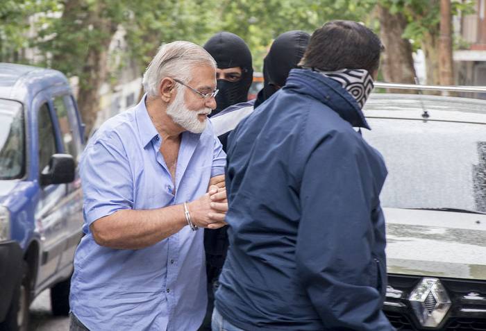 Miguel Sofía al momento de llegar al juzgado penal, hoy. · Foto: Alessandro Maradei