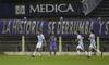 Sebastián Sosa, de Cerro Largo, luego de anotar el segundo gol de su equipo ante Defensor Sporting, en el estadio Luis Franzini. · Foto: Andrés Cuenca Sebastián Sosa, de Cerro Largo, luego de anotar el segundo gol de su equipo ante Defensor Sporting, en el estadio Luis Franzini. · Foto: Andrés Cuenca