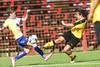 Luana Galván, de Bella Vista, y Ximena Daiana Velazco, de Peñarol, el sábado, en el Complejo Rentistas · Foto: Fernando Morán Luana Galván, de Bella Vista, y Ximena Daiana Velazco, de Peñarol, el sábado, en el Complejo Rentistas · Foto: Fernando Morán