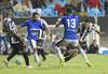 Santiago Martínez, de Wanderers, Sebastian Assis y Jorge Graví, de Cerro Largo, y Nicolás Albarracín, de Wanderers, en el Parque Alfredo Víctor Viera. · Foto: Sandro Pereyra Santiago Martínez, de Wanderers, Sebastian Assis y Jorge Graví, de Cerro Largo, y Nicolás Albarracín, de Wanderers, en el Parque Alfredo Víctor Viera. · Foto: Sandro Pereyra
