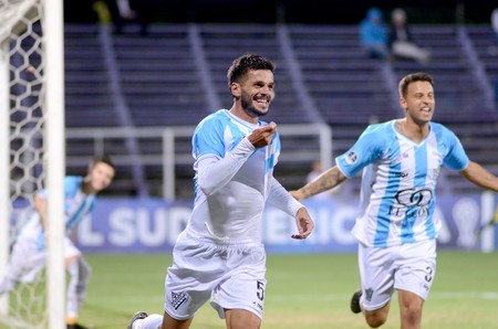 Richard Pellejero, celebra su gol a la Universidad Técnica de Cajamarca. · Foto: Pablo Vignali Richard Pellejero, celebra su gol a la Universidad Técnica de Cajamarca. · Foto: Pablo Vignali