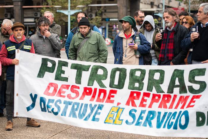 Inicio de la huelga general del Sindicato del Gas, en Plaza Independencia. Archivo, junio 2019. · Foto: Santiago Mazzarovich, adhocfotos