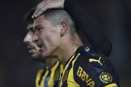 Darwin Núñez, tras convertir el segundo gol de Peñarol ante Boston River. · Foto: Fernando Morán Darwin Núñez, tras convertir el segundo gol de Peñarol ante Boston River. · Foto: Fernando Morán