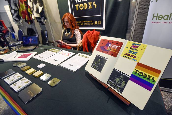 Feria de productos y servicios de la Cámara de Comercio LGBT, realizada en la Intendencia de Montevideo (archivo, setiembre de 2019) · Foto: Federico Gutiérrez