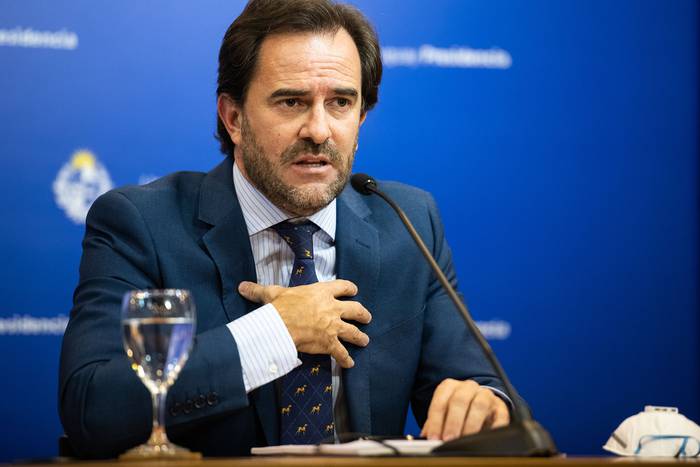 Germán Cardoso durante una conferencia de prensa (archivo, abril de 2020). · Foto: Santiago Mazzarovich, adhocfotos