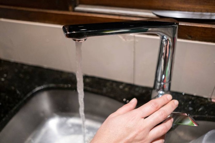 Foto principal del artículo 'Diputado colorado realizó pedido de informes a OSE por el color y sabor del agua detectado en los últimos días' · Foto: Pablo Vignali