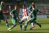 Adrián Leites de River Plate e Yvo Calleros, Leoni Souza de Almeida y Facundo Kidd Alvarez de Plaza Colonia, el 6 de octubre, en el Saroldi. · Foto: Mariana Greif Adrián Leites de River Plate e Yvo Calleros, Leoni Souza de Almeida y Facundo Kidd Alvarez de Plaza Colonia, el 6 de octubre, en el Saroldi. · Foto: Mariana Greif