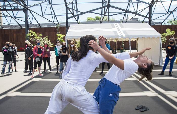 Exibición de técnicas de judo y defensa personal a cargo de Tamara García y Magali Gatti.
 · Foto: Natalia Rovira