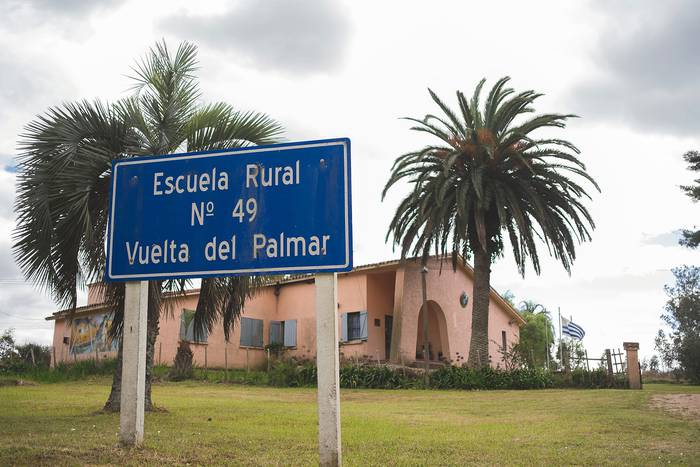 Escuela Rural 49, Vuelta del Palmar,en el departamento de Rocha. · Foto: Pablo Vignali / adhocFOTOS