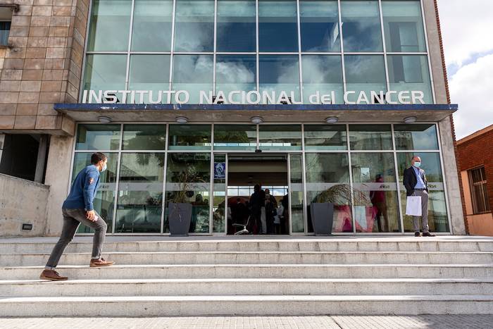 Instituto Nacional del Cancer (INCA) en Montevideo (archivo, marzo de 2022). · Foto: Mauricio Zina, adhocfotos