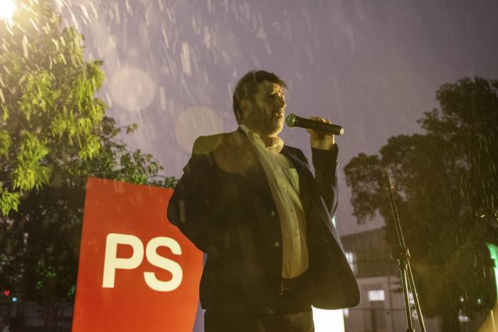 Fernando Pereira, en el acto por el aniversario del Partido Socialista. · Foto: Martín Varela Umpiérrez