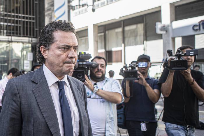 Rodrigo Ferrés, tras declarar en Fiscalía (archivo, diciembre de 2022). · Foto: .