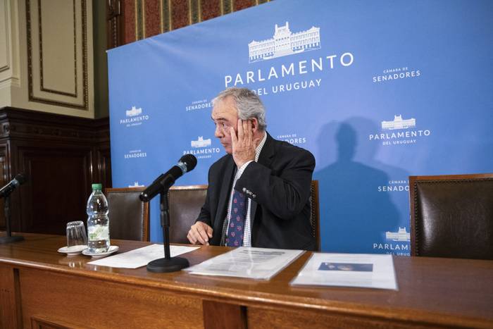 Luis Alberto Heber, el 5 de diciembre, en el Parlamento. · Foto: Mara Quintero