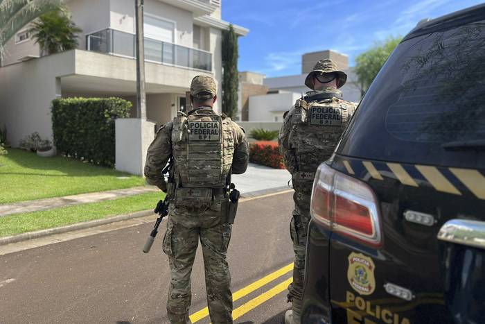 Operativo policial en Foz de Iguazú, donde la Policía Federal de Brasil detuvo a Diego Nicolás Marset. · Foto: Policía Federal de Brasil