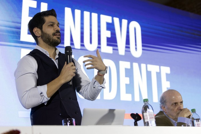 Andrés Ojeda, el 29 de agosto, en la Casa del Partido Colorado. · Foto: Ernesto Ryan