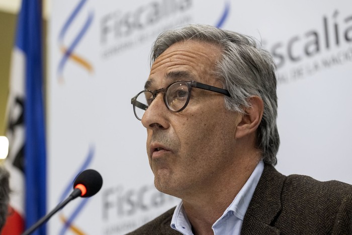 El Fiscal Ricardo Perciballe en conferencia de prensa, este martes, en Fiscalía. · Foto: Rodrigo Viera Amaral