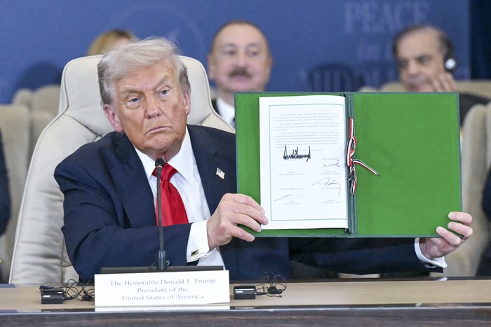 Donald Trump, durante una cumbre sobre Gaza en Sharm el-Sheikh, el 13 de octubre , en Egipto. · Foto: AFP