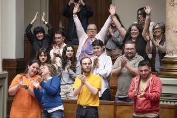 Luego de la votación, el 15 de octubre, en la Cámara de Senadores. · Foto: Gianni Schiaffarino