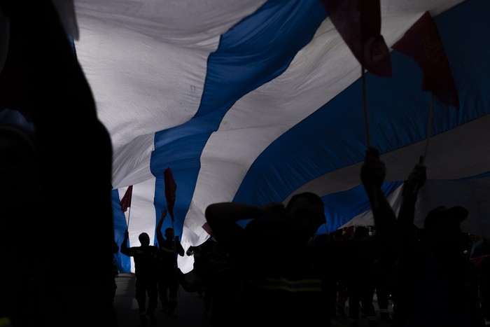 Foto principal del artículo 'Movilización del PIT-CNT por 18 de Julio “contra el modelo de la desigualdad” y segundo día de paro de Fenapes' · Foto: Ernesto Ryan