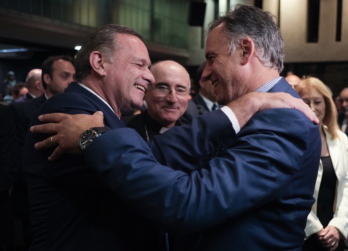 Álvaro Delgado y Yamandú Orsi. · Foto: Pablo Vignali