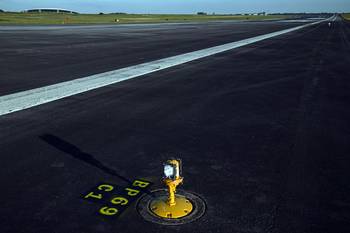 Aeropuerto de Carrasco el 24 de abril. · Foto: Guillermo Legaria