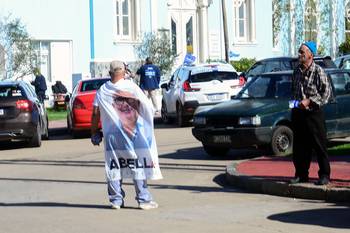 Foto principal del artículo 'El Partido Nacional mantuvo su dominio a nivel de los municipios en todo el país' · Foto: Natalia Ayala