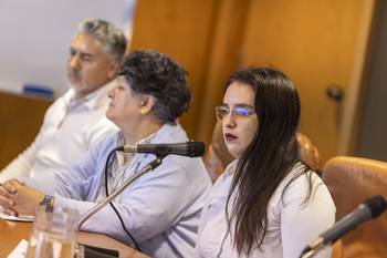 Florencia Salgueiro, de la Fundación Empatía Uy, el 13 de mayo, en la Comisión de Salud de Diputados. · Foto: Ernesto Ryan