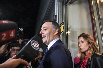 Manuel Adorni, el 29 de abril, en Buenos Aires. · Foto: Enrique García Medina, AFP