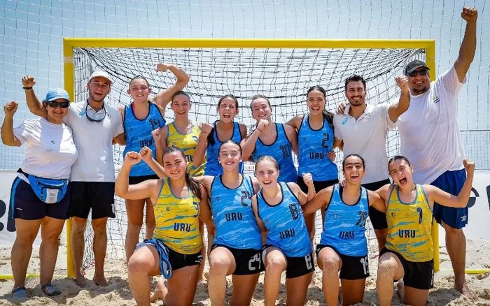 Selección Femenina U17 de Beach Handball.