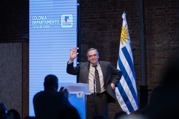 Asunción de Guillermo Rodríguez, el 10 de julio, en el Centro Cultural AFE de Colonia. · Foto: Ignacio Dotti Asunción de Guillermo Rodríguez, el 10 de julio, en el Centro Cultural AFE de Colonia. · Foto: Ignacio Dotti
