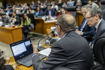 Gabriel Oddone y Martín Vallcorba, el 5 de setiembre, en el Parlamento. · Foto: Rodrigo Viera Amaral