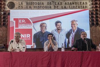 Robert Silva, Andrés Ojeda y Gustavo Zubía, el 20 de setiembre, en la Casa del Partido Colorado. · Foto: Hugo de León