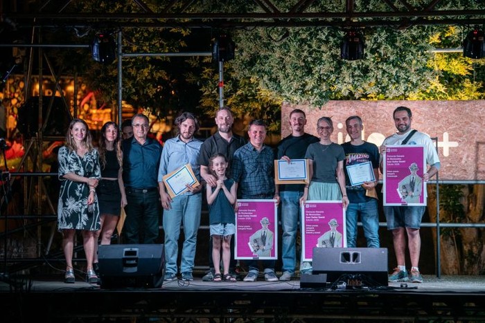 Ganadores del Concurso Literario Juan Carlos Onetti 2025, el 18 de diciembre, en la feria Ideas+, en Montevideo. · Foto: Pablo Denis, IM