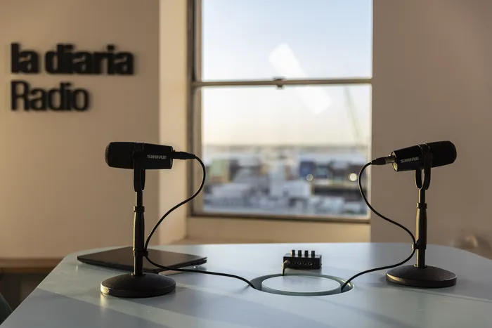 Foto principal del artículo 'Nace la diaria Radio' · Foto: Ernesto Ryan