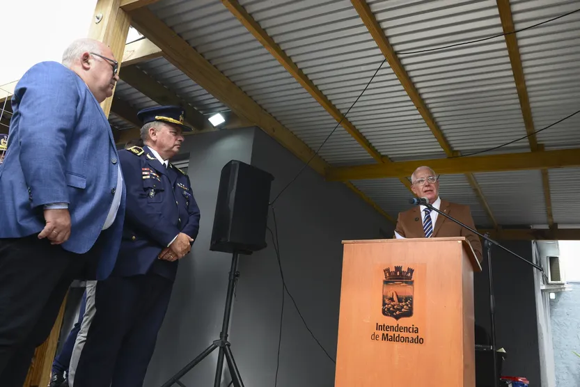 20260417 destacamento policial Kennedy