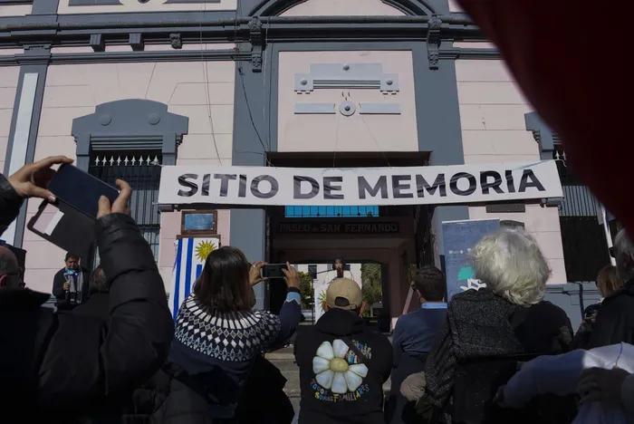 Señalización del Sitio de Memoria en el Paseo San Fernando. · Foto: Natalia Ayala