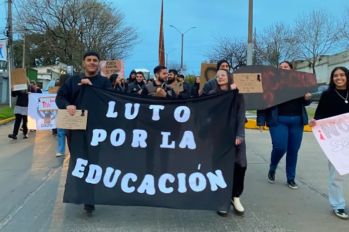 Movilización estudiantil, el 4 de agosto, en Rivera. Foto: s/d de autor
