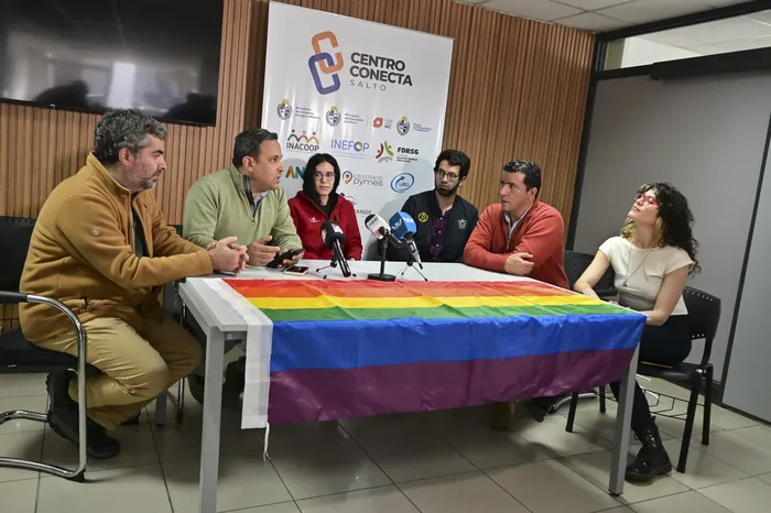 Lanzamiento del Mes de la Diversidad en Salto. · Foto: Ariel Volpi