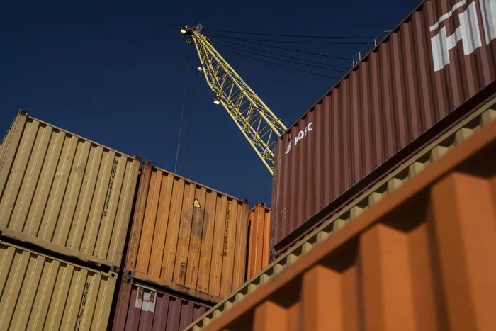 Foto principal del artículo 'Propuesta de nueva terminal en puerto de Montevideo busca “duplicar” la carga y recibir los buques “más grandes que existen”' · Foto: Ernesto Ryan