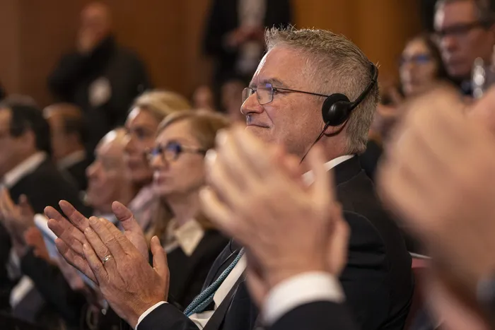 Mathias Cormann, secretario general de la OCDE, durante la apertura de la 11ª Cumbre Ministerial del organismo, el 29 de setiembre, en la Torre Ejecutiva. · Foto: Ernesto Ryan