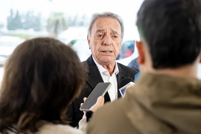 Gustavo López, el 3 de octubre, en rueda de prensa. · Foto: Santiago Fleitas